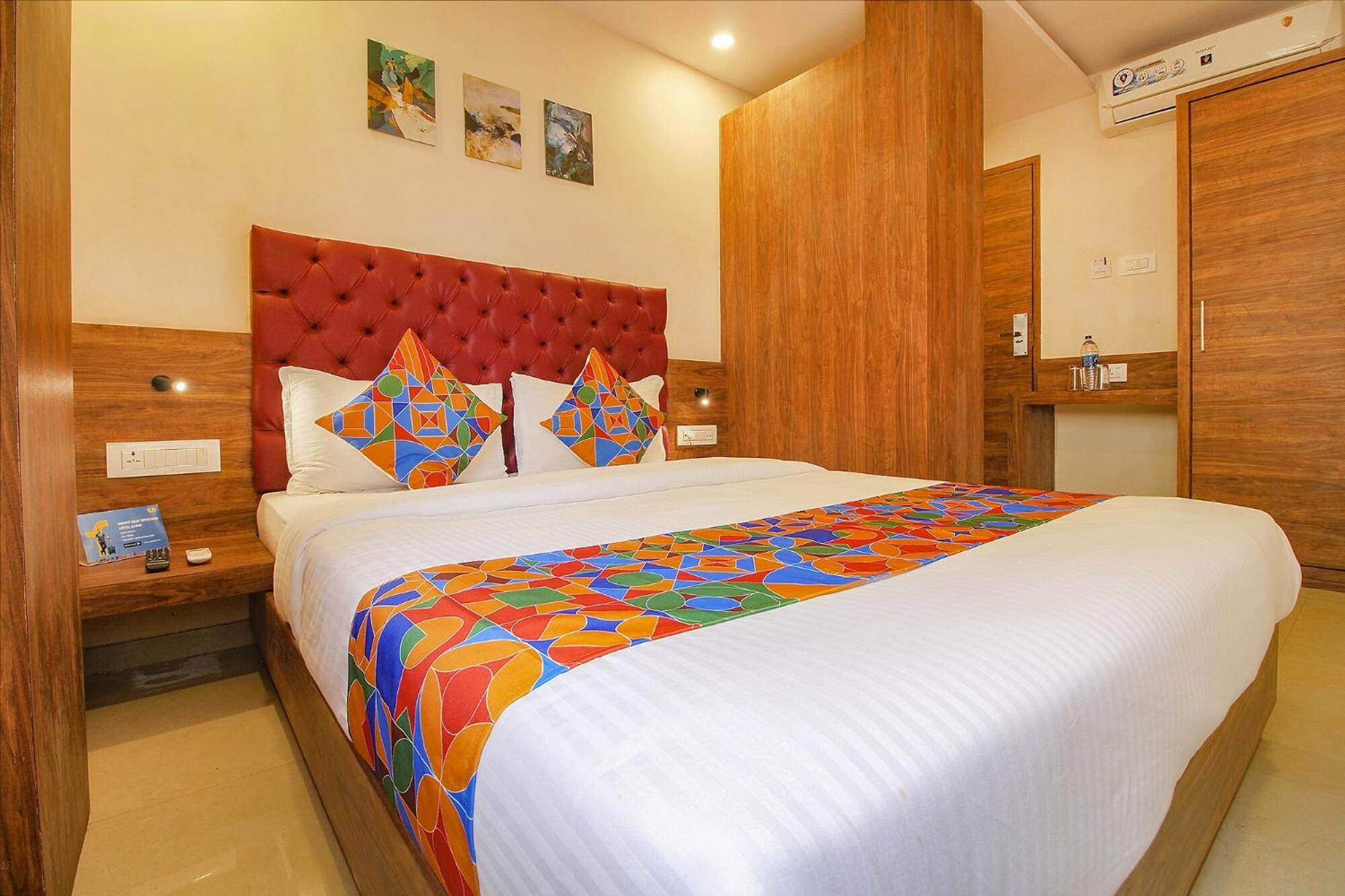 Fabhotel Peninsula - Nr Csmt Station 뭄바이 외부 사진